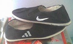 老汉也喜欢名牌啊 老汉也喜欢名牌啊