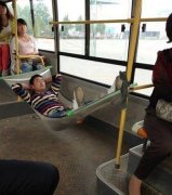 公交上又遇到神人了 公交上又遇到神人了