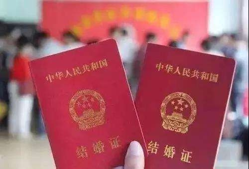 轻松一刻:健身教练这么猛吗?把女学员腿都压坏了 轻松一刻:健身教练这么猛吗?把女学员腿都压坏了
