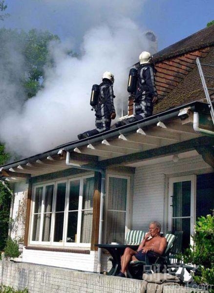 上帝，请不要放火了，跪求