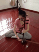 姑娘刚从精神院出来的吧