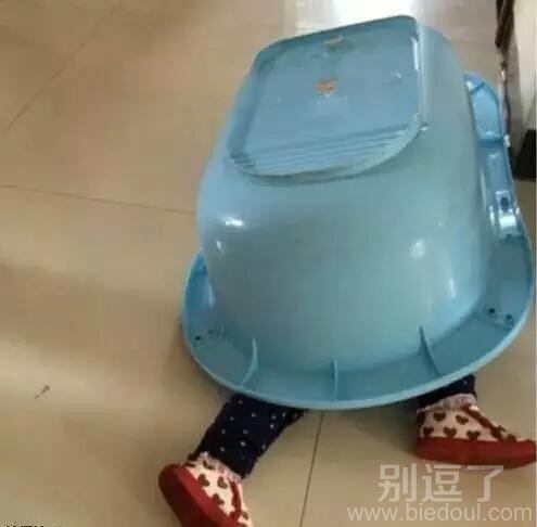 小样，背个壳子就不认识你了