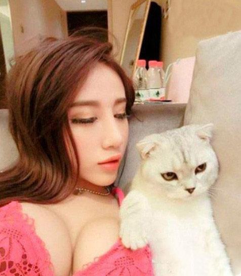 喵星人你好幸福呀