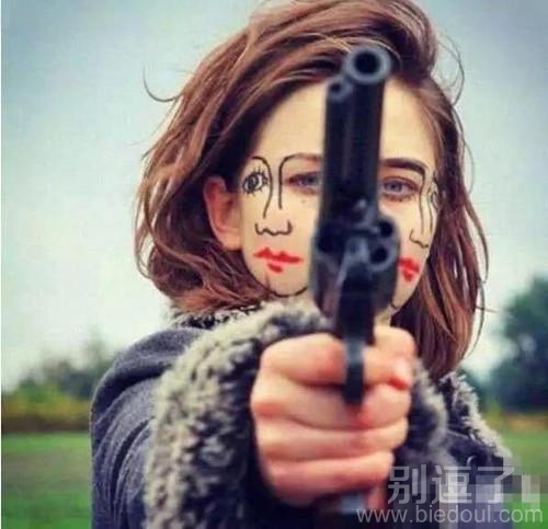 枪法准到爆的女枪手