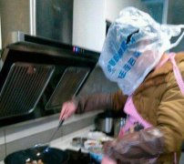 炒个菜要不要这么霸气