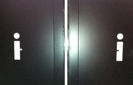 这厕所的标志也太简单了 这厕所的标志也太简单了