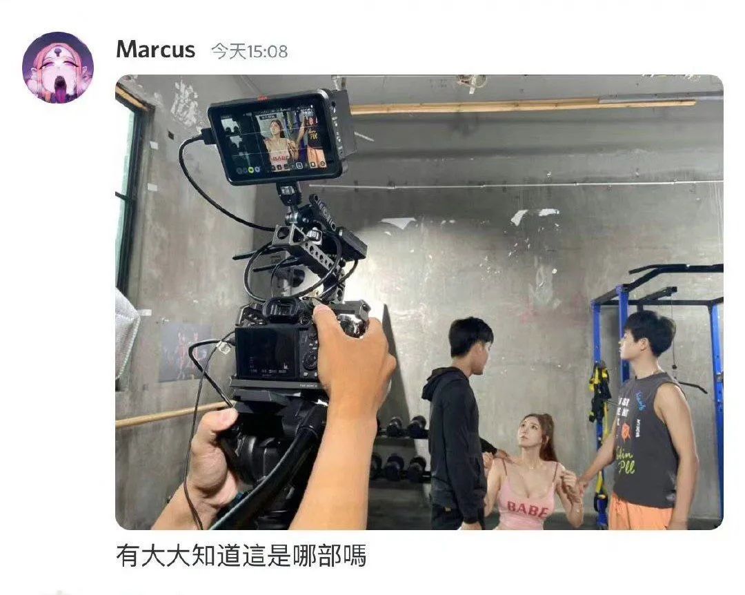 轻松一刻:女朋友是足疗师,一次挣2万正常吗? 轻松一刻:女朋友是足疗师,一次挣2万正常吗?