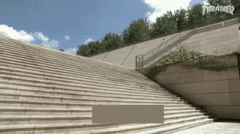 本想装个B的，结果。。