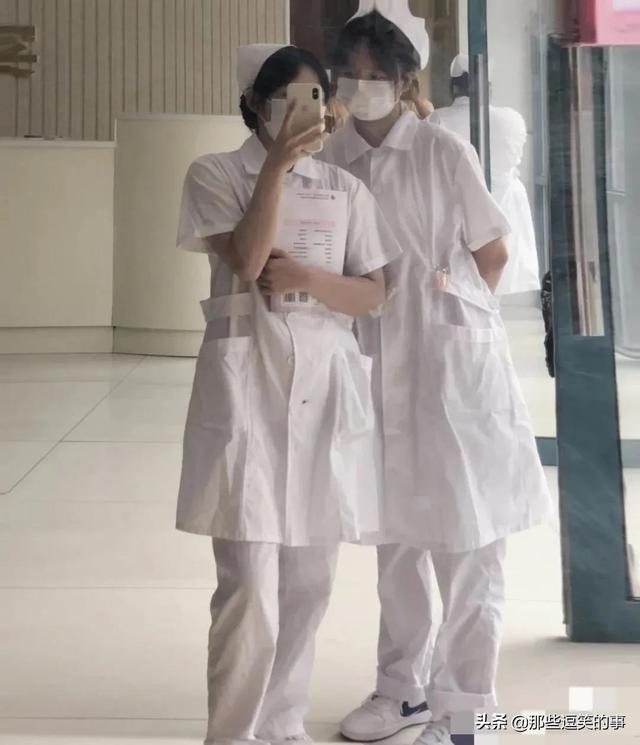 神回复:我不信有女生敢穿这衣服!哈哈哈,这买家秀太亮眼了吧 神回复:我不信有女生敢穿这衣服!哈哈哈,这买家秀太亮眼了吧