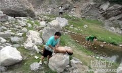 这样光天化日的好嘛 这样光天化日的好嘛