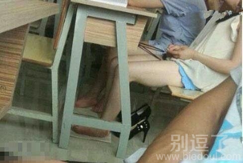 干啥了这是??? 干啥了这是???