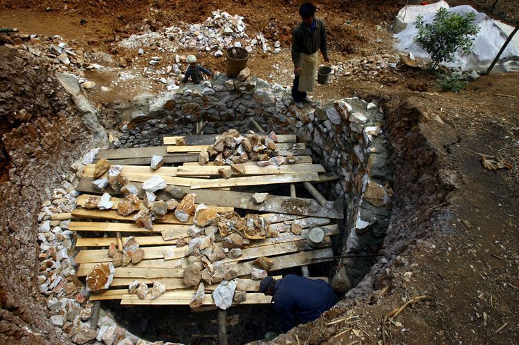 在旱灾下生活的人们