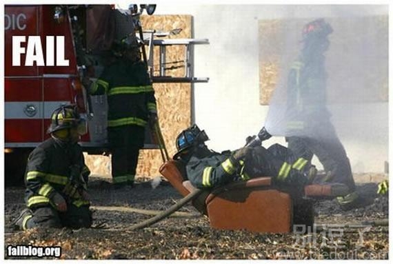 这个座椅也挺高级的 这个座椅也挺高级的