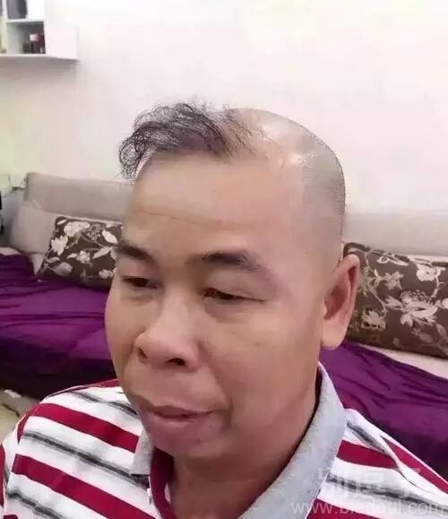 大哥,今天心情不错呀 大哥,今天心情不错呀
