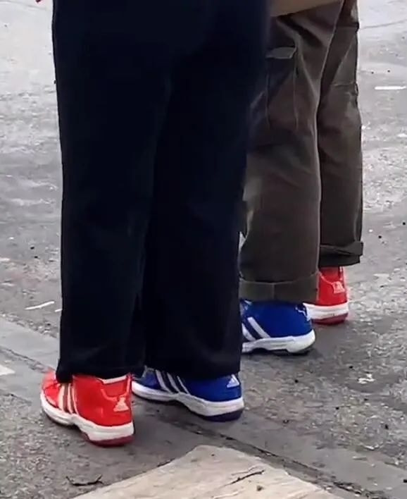 轻松一刻:弱智吧真是人才辈出啊…… 轻松一刻:弱智吧真是人才辈出啊……