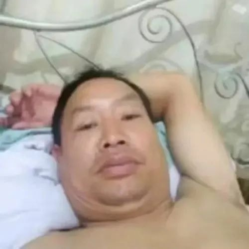轻松一刻:弱智吧真是人才辈出啊…… 轻松一刻:弱智吧真是人才辈出啊……