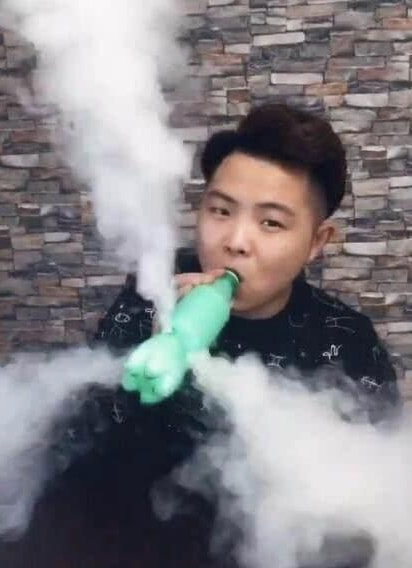 轻松一刻:弱智吧真是人才辈出啊…… 轻松一刻:弱智吧真是人才辈出啊……