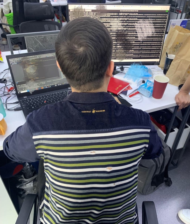 轻松一刻:他凭什么才工作1年,就升职董事长? 轻松一刻:他凭什么才工作1年,就升职董事长?