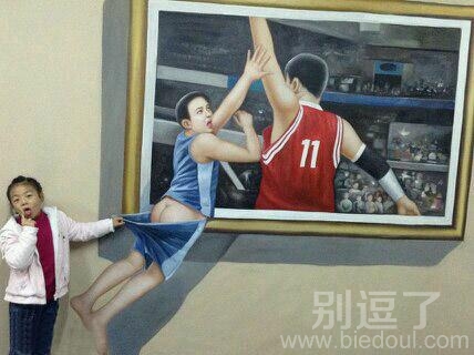 小女孩啊，放手啊。