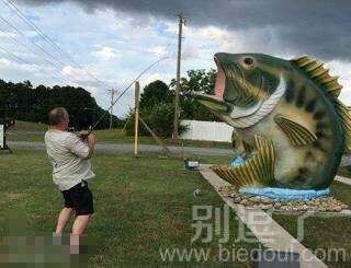 今天晚上有鱼吃了 今天晚上有鱼吃了