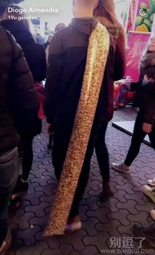 带上毯子的人。。 带上毯子的人。。