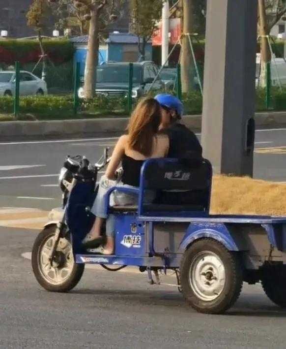 搞笑GIF:西伯利亚气氛组 搞笑GIF:西伯利亚气氛组