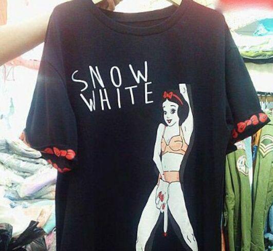 这么没有节操的衣服要怎么穿出门呀! 这么没有节操的衣服要怎么穿出门呀!