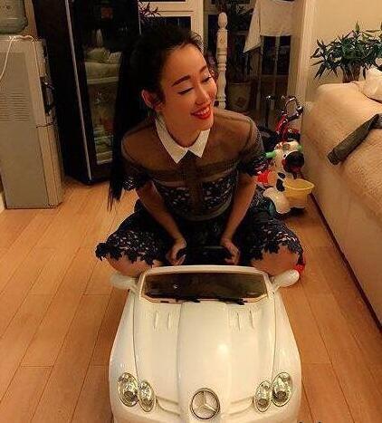 豪车梦实现了 豪车梦实现了