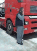 真是损友，大叔还以为自己的轮胎爆炸了