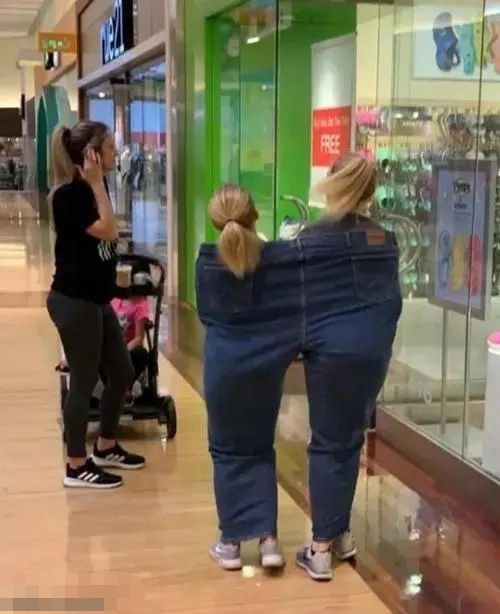 轻松一刻:1500元的生意难道是跟包小姐做的? 轻松一刻:1500元的生意难道是跟包小姐做的?