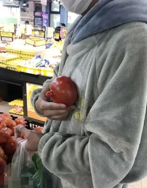 轻松一刻:1500元的生意难道是跟包小姐做的? 轻松一刻:1500元的生意难道是跟包小姐做的?