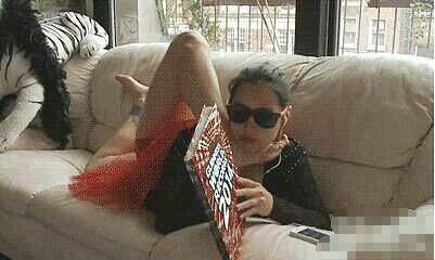 妹子这是有啥想不开的 妹子这是有啥想不开的