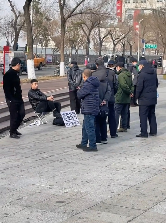 轻松一刻:想定个中午12点的闹钟,到底该选哪一个 轻松一刻:想定个中午12点的闹钟,到底该选哪一个