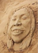 主要你能出名,是那个行业都无关紧要的。