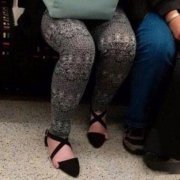 能不能有点自知之明，以后不要穿这样的鞋子啦