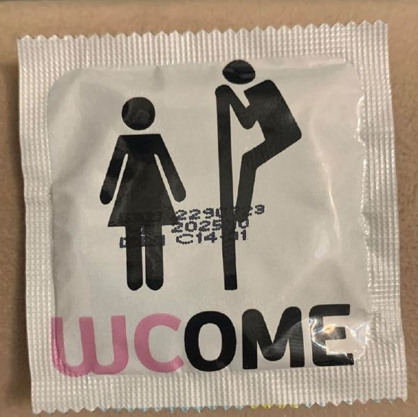 轻松一刻:给女主播花了十几万,是想办啥事啊! 轻松一刻:给女主播花了十几万,是想办啥事啊!