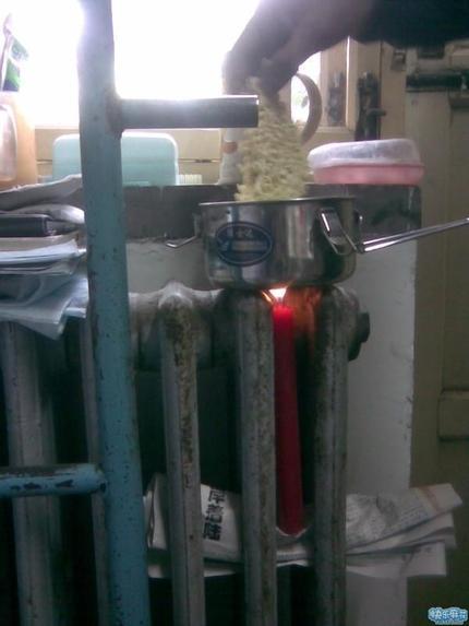 煤气没有了 只能将就着用了 煤气没有了 只能将就着用了