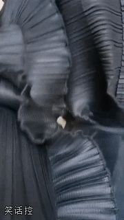好怪再看一眼
