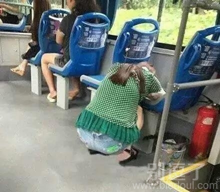 妹子,这是有多困呢 妹子,这是有多困呢