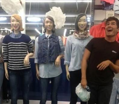 第四个模特 真不错 像真人一样 第四个模特 真不错 像真人一样