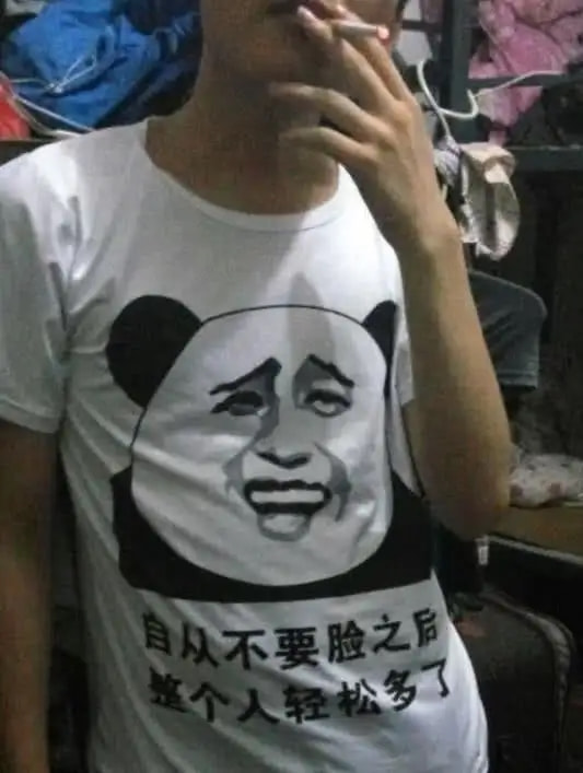 轻松一刻:妙龄少女上头喝醉,老艺术家公关落泪 轻松一刻:妙龄少女上头喝醉,老艺术家公关落泪