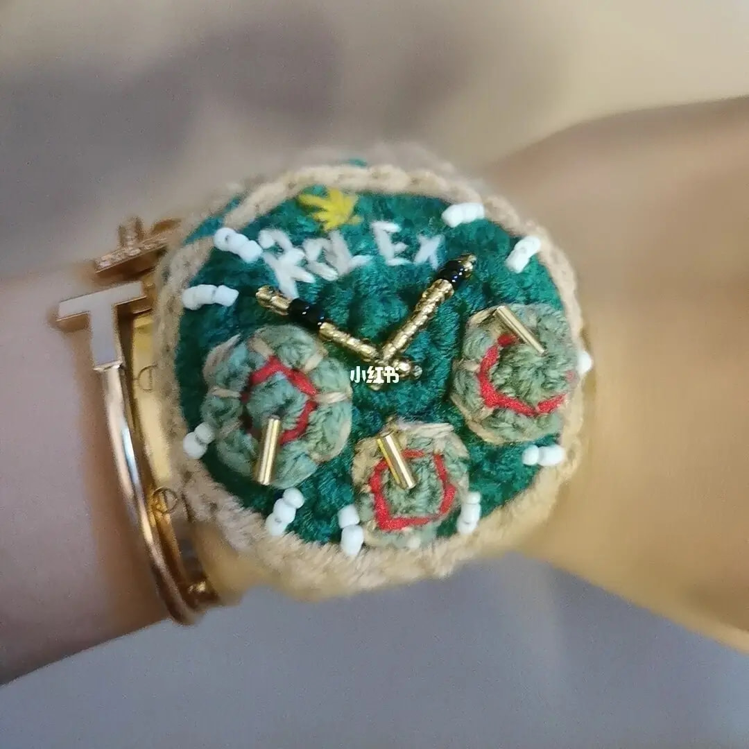 轻松一刻:妙龄少女上头喝醉,老艺术家公关落泪 轻松一刻:妙龄少女上头喝醉,老艺术家公关落泪