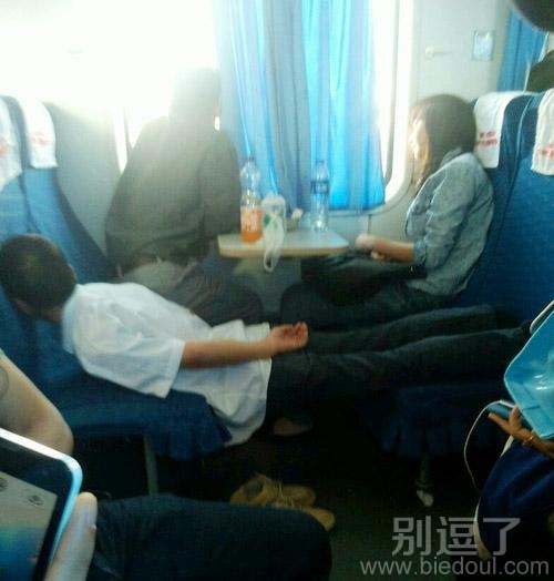 好舒服的样子啊。 好舒服的样子啊。