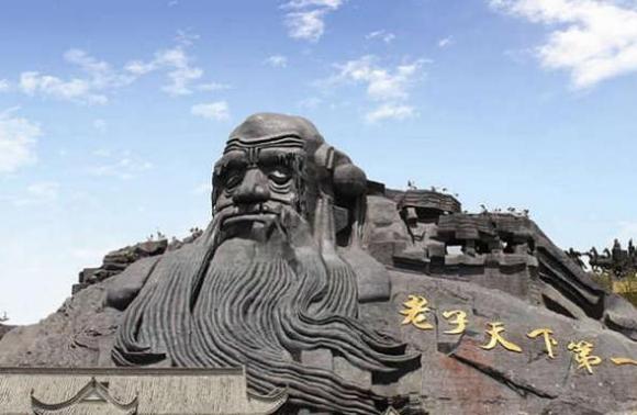 还头一次见到这么膨胀的景点