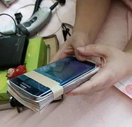 生活内涵图_这手机套套确实不错