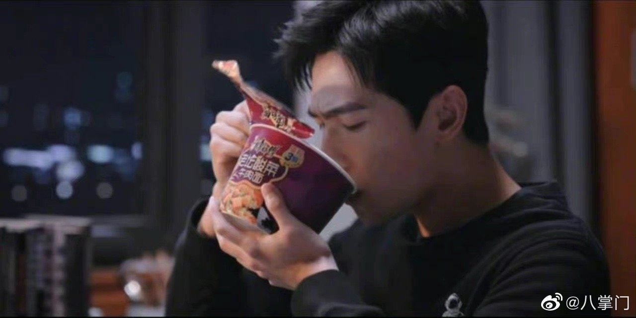 轻松一刻:今晚,给你们来点足控福利! 轻松一刻:今晚,给你们来点足控福利!