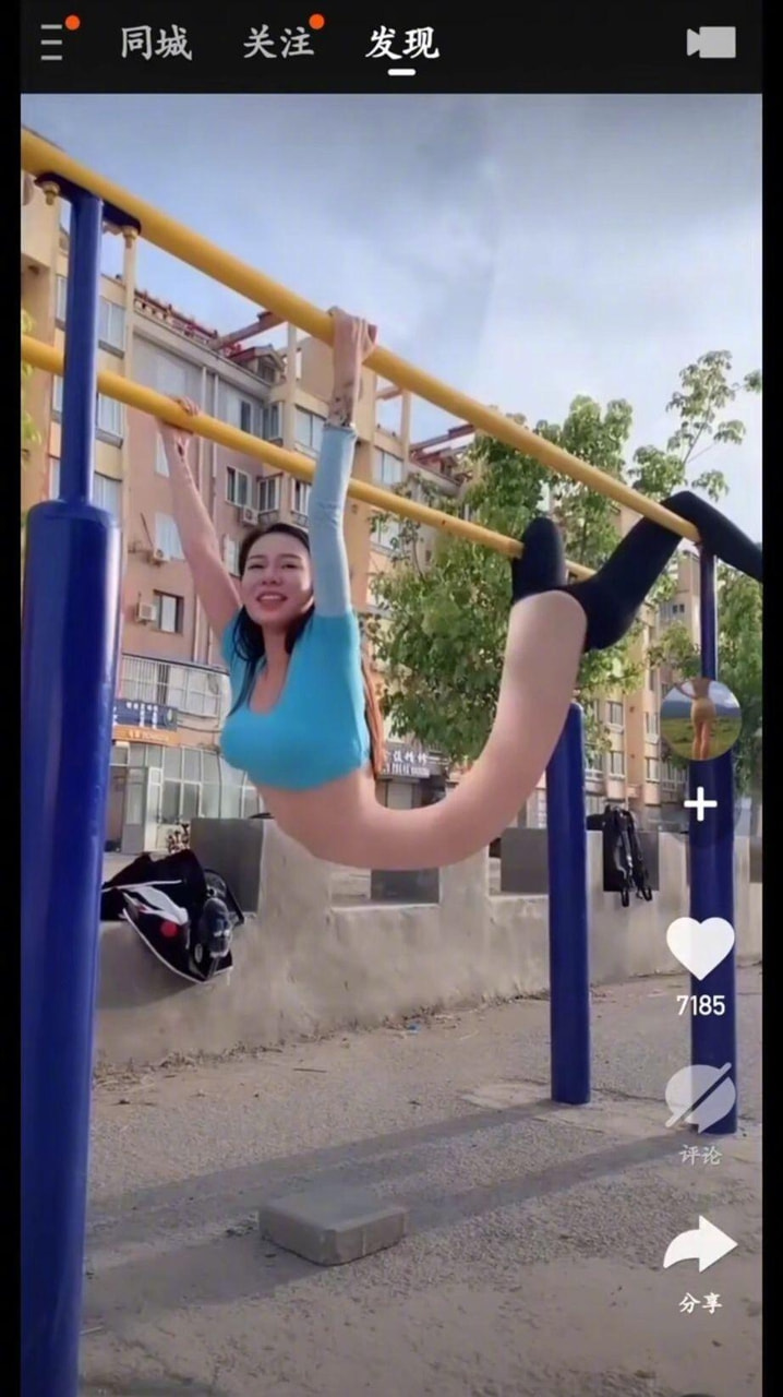 轻松一刻:今晚,给你们来点足控福利! 轻松一刻:今晚,给你们来点足控福利!