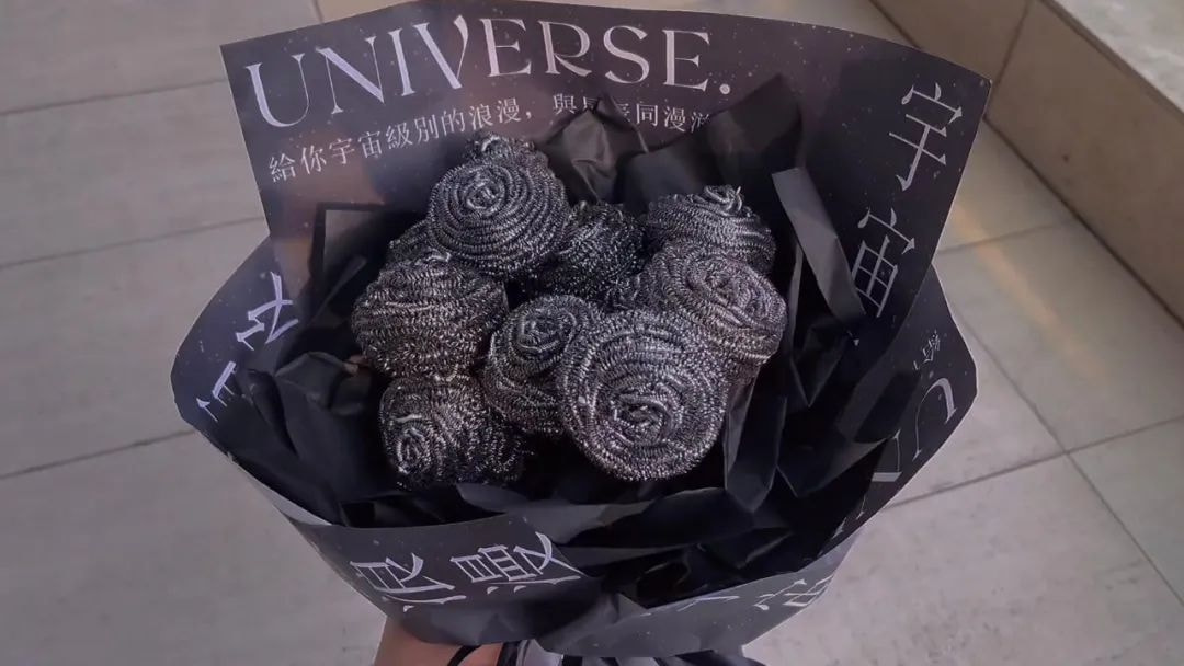 轻松一刻:今晚,给你们来点足控福利! 轻松一刻:今晚,给你们来点足控福利!