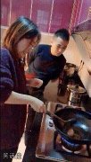 老婆第一次做饭我怀疑娶了一个假媳妇！