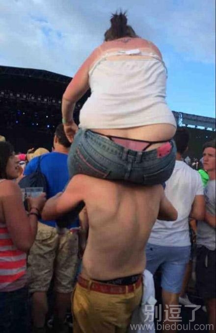 这个肯定是遇到真爱了 这个肯定是遇到真爱了